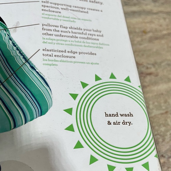 NIB Cozy Cover sun & bug cover - Picture 4 of 9